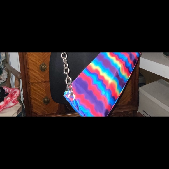 ❤️👀💜
Dollskill Wine or liquor insulated Psychedelic Bag - Picture 2 of 5